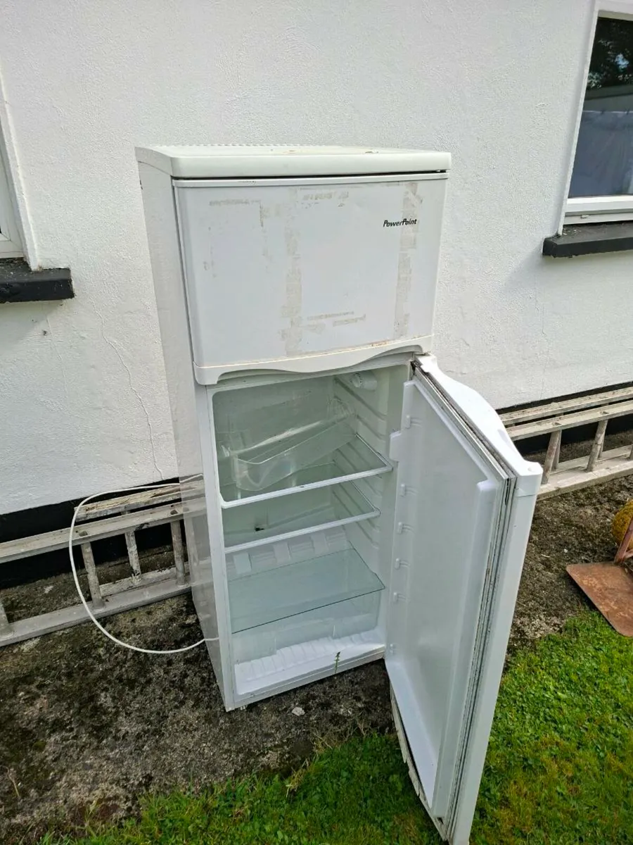 PowerPoint Fridge Freezer - Image 4