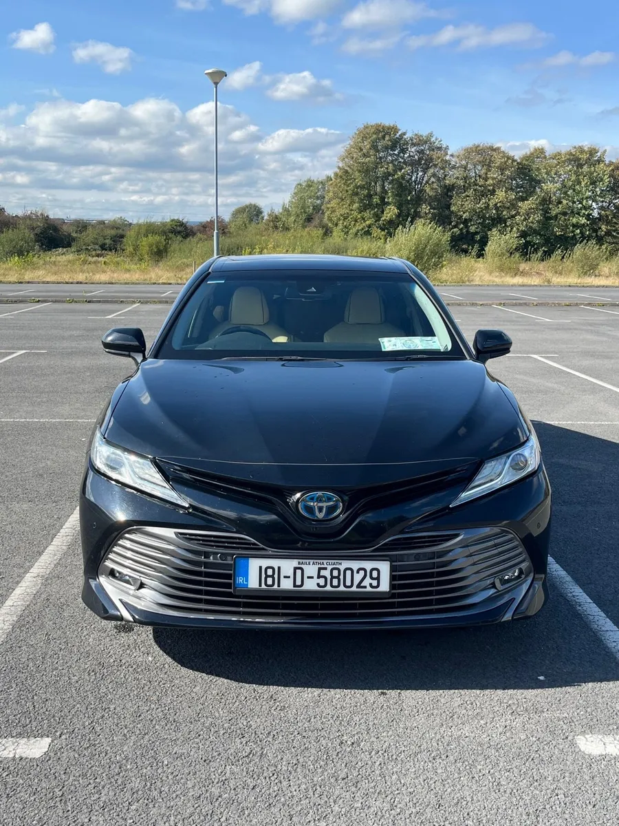 Toyota Camry 2018 - Image 4
