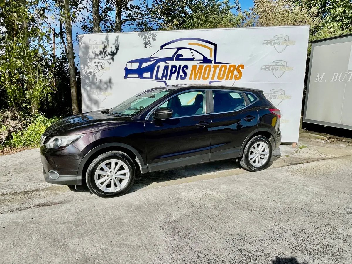 Nissan Qashqai 2015 1 owner Low miles - Image 4