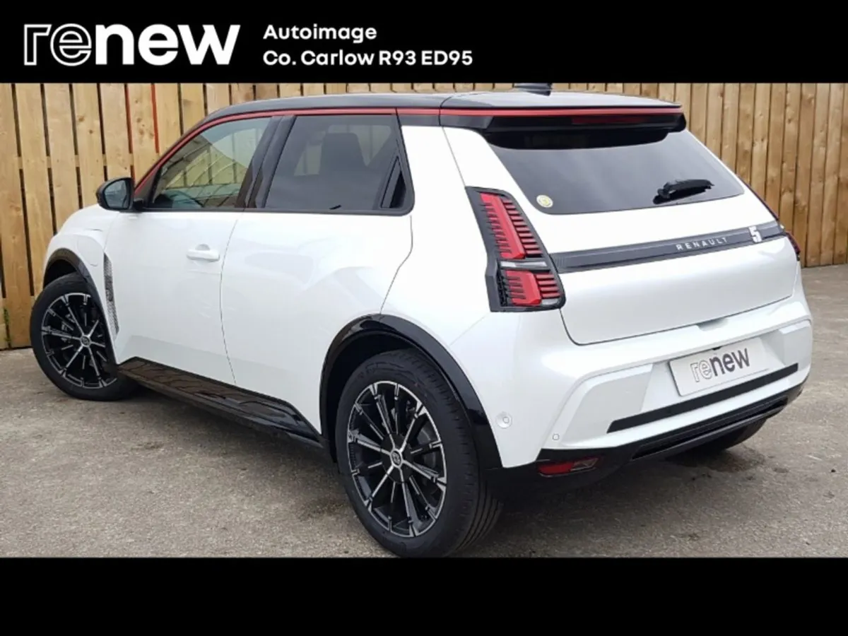 Renault 5 0.0 Litre Electric - Image 3