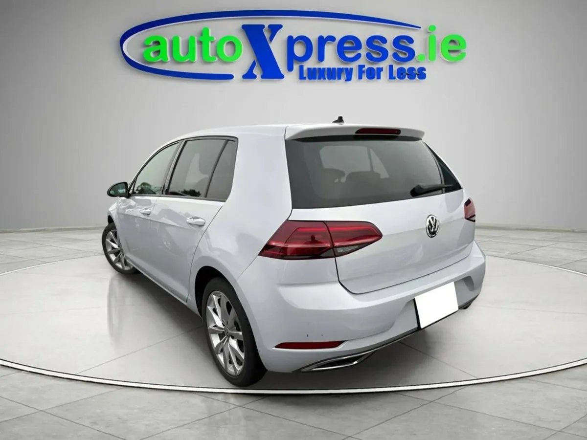 Volkswagen Golf 1.4 TSI HIGH LINE TECH EDITION Aut - Image 3