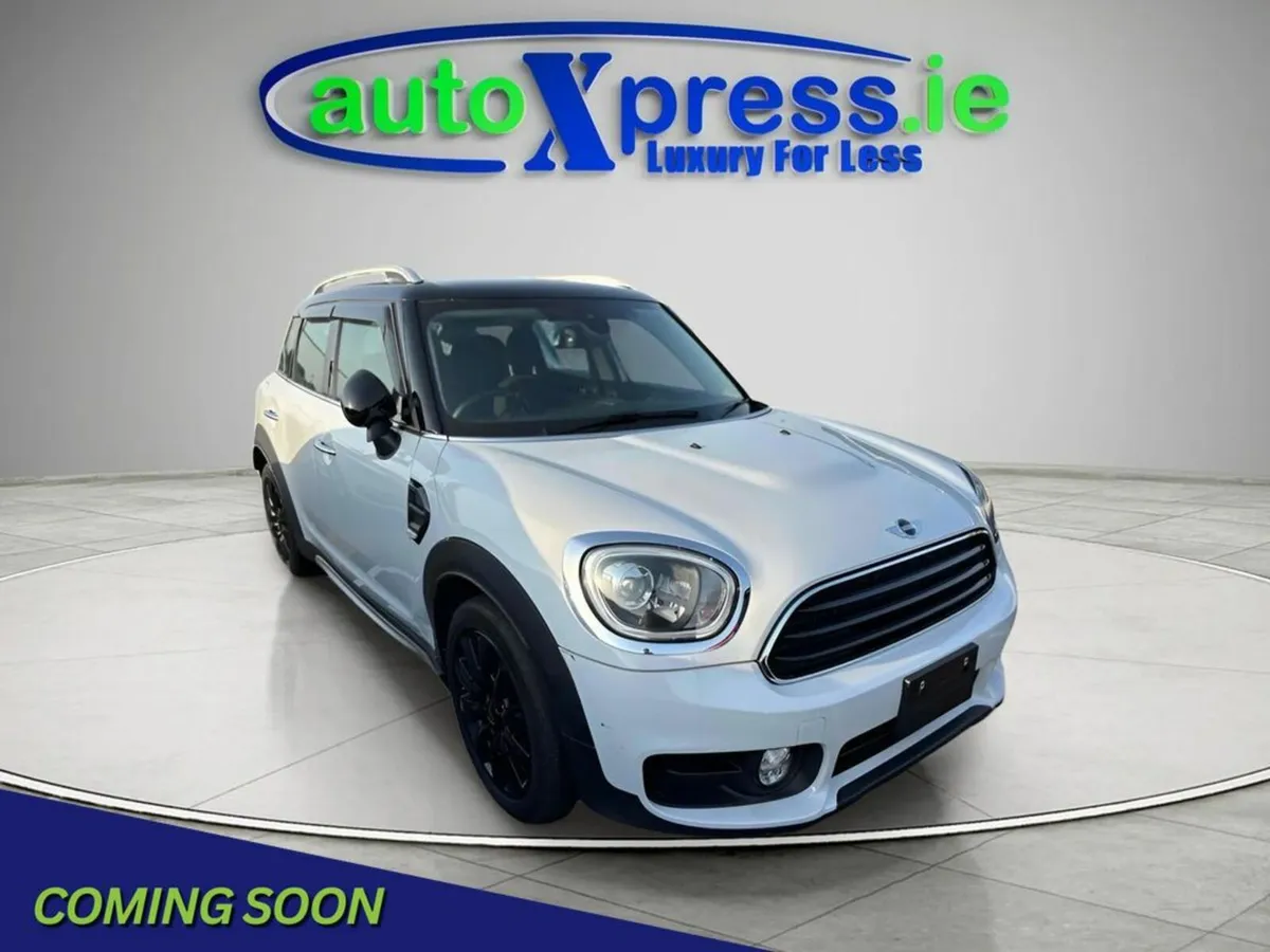 Mini Cooper CROSSOVER 2.0 Automatic - Image 1