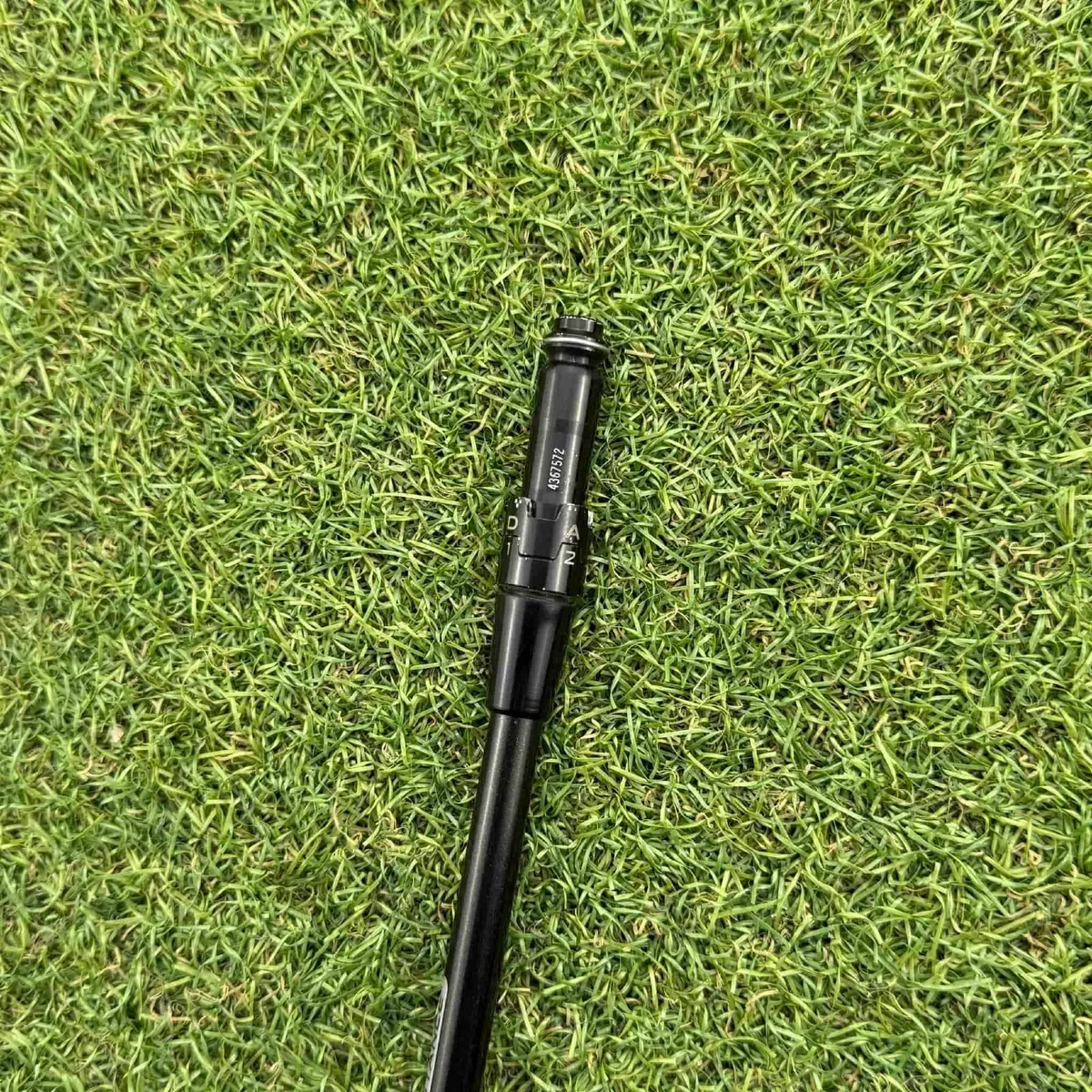 Graphite Design Tour Ad IZ-6 Stiff Driver Shaft - Image 4