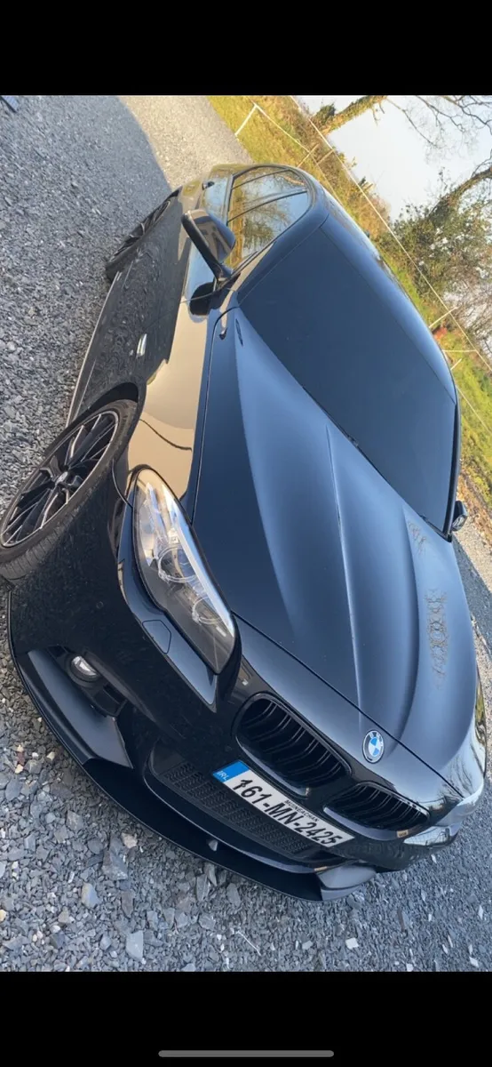 BMW 5-Series 2016 - Image 2