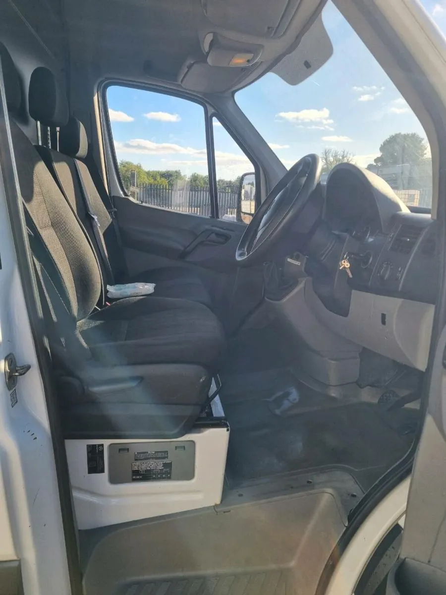 MERCEDES SPRINTER - Image 2