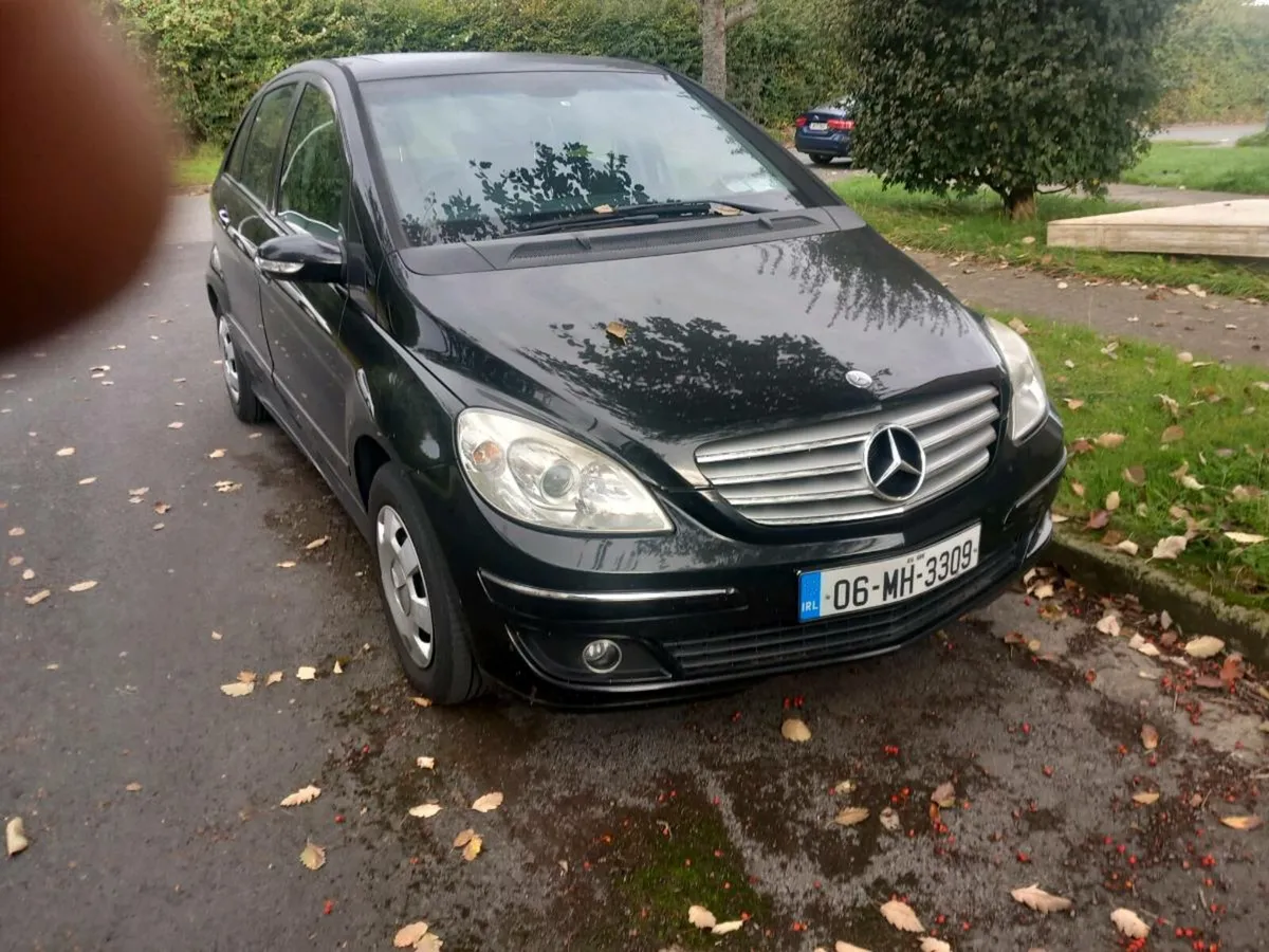 06 Mercedes B 1.5 Petrol Manual - Image 3