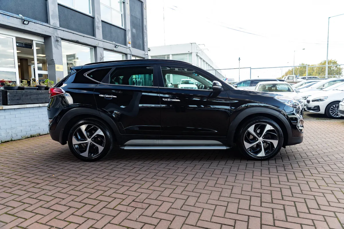 HYUNDAI TUCSON 1.7 CRDI PREMIUM PLUS 5DR ESTATE // - Image 2