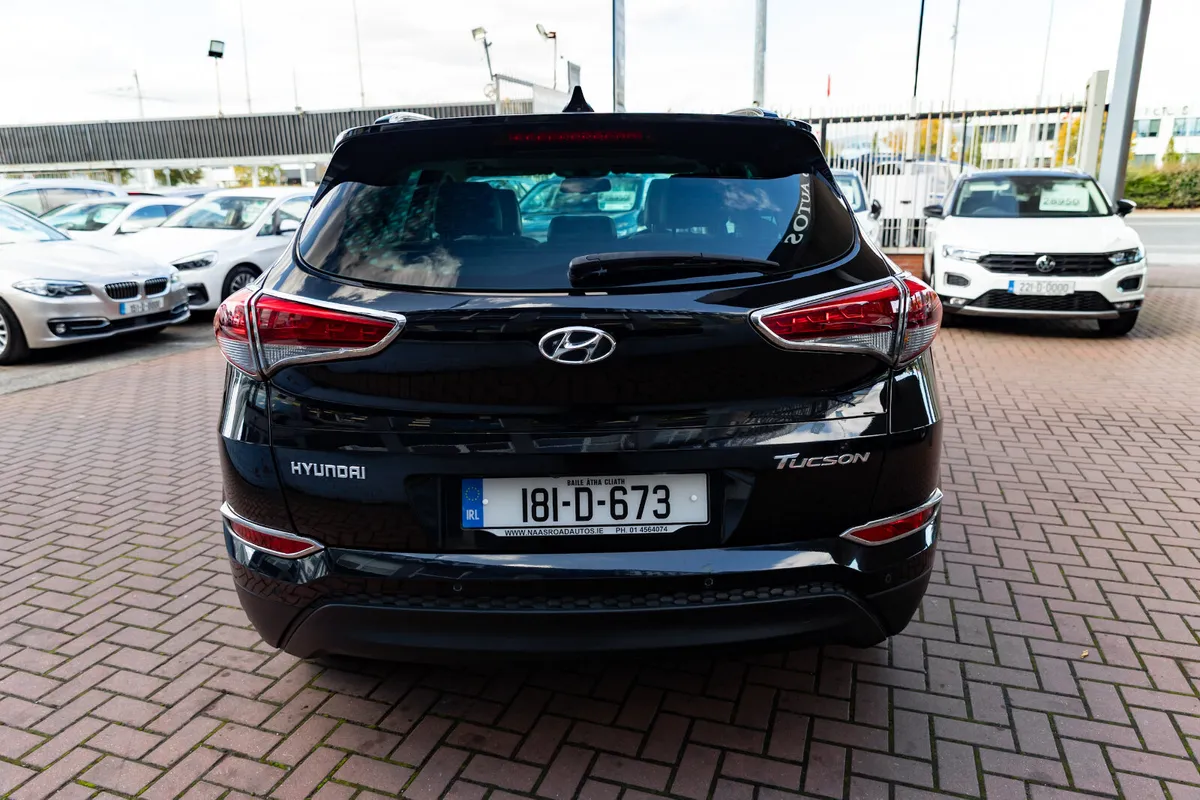 HYUNDAI TUCSON 1.7 CRDI PREMIUM PLUS 5DR ESTATE // - Image 4