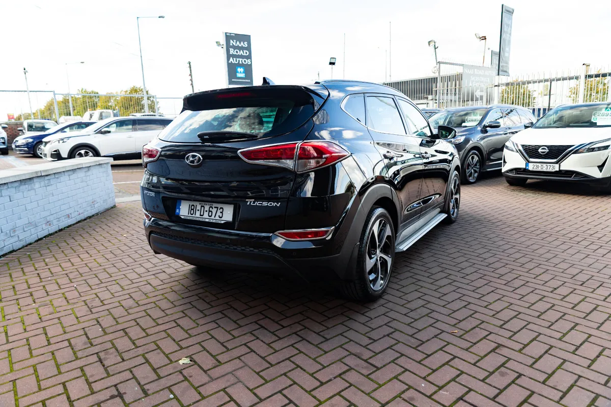 HYUNDAI TUCSON 1.7 CRDI PREMIUM PLUS 5DR ESTATE // - Image 3