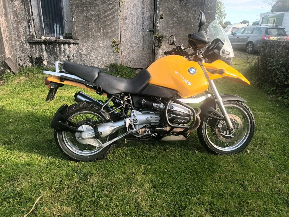 Motorcycle bmw r1150 gs