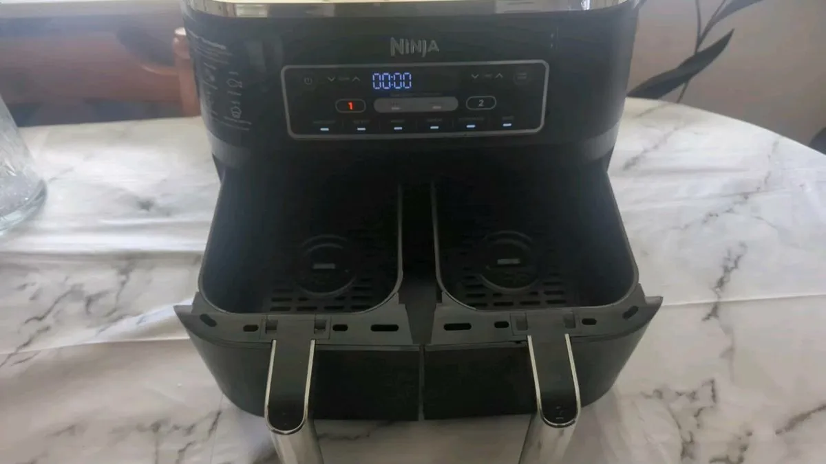 Air fryer - Image 2
