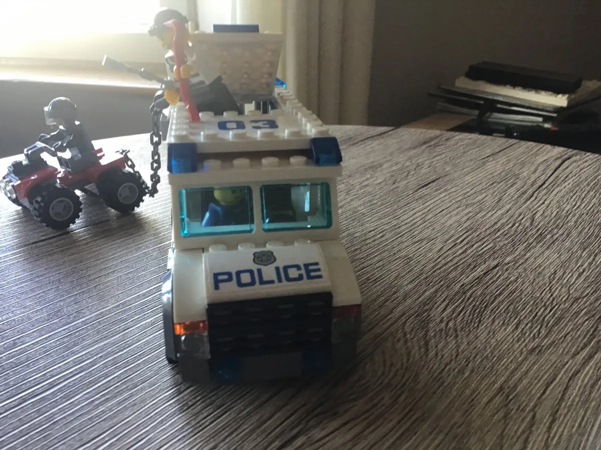 Lego city Police Prisoner Transporter - Image 3