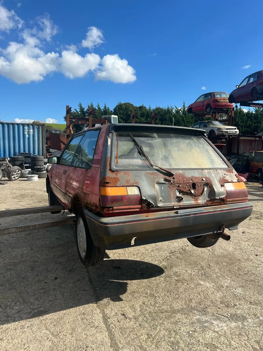 2x TOYOTA COROLLA AE82 FOR BREAKING. - Image 4