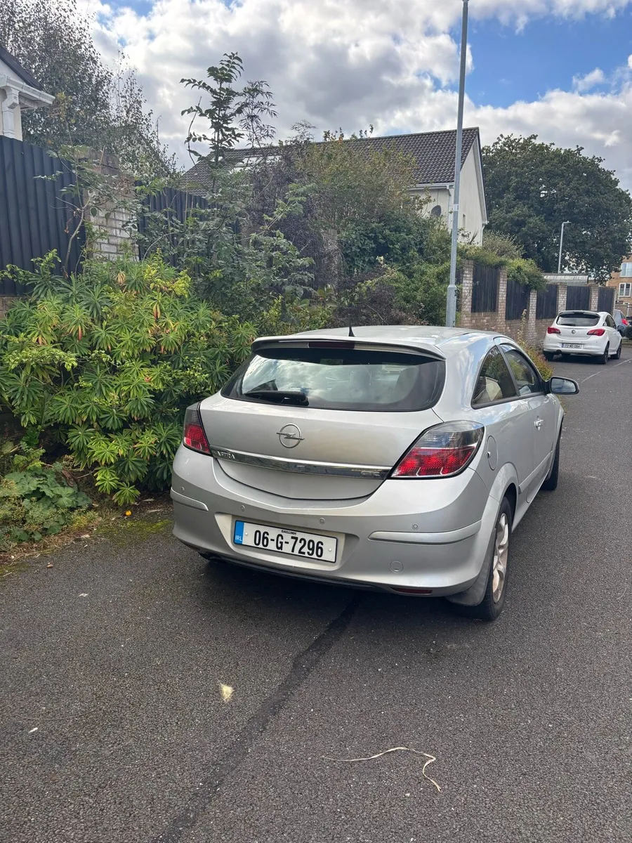 Opel Astra - Image 1