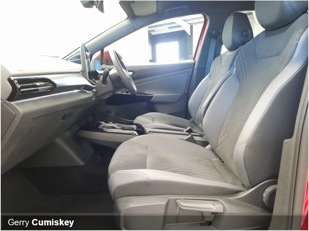 Volkswagen ID.5 77kwh PRO Plus 286bhp Camera Elec - Image 4