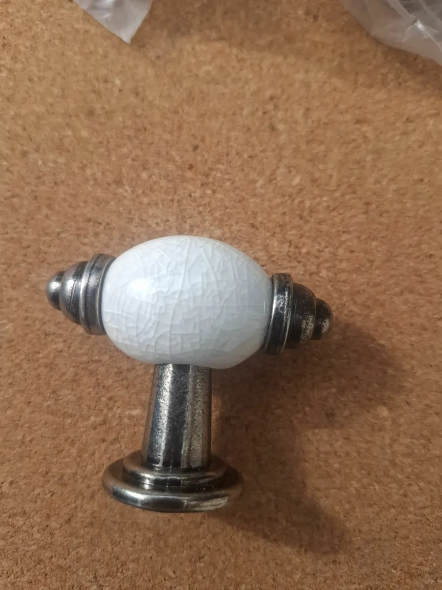 Knobs - Image 1