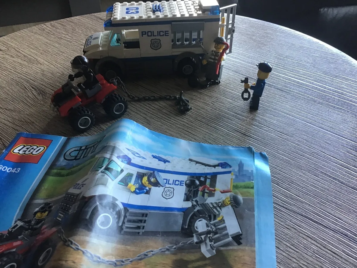 Lego city Police Prisoner Transporter - Image 1