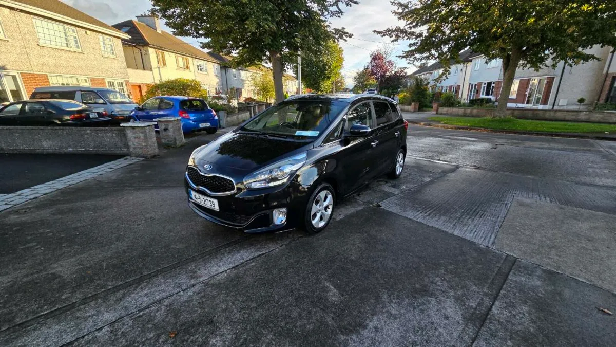 2014 kia Carens brand new nct - Image 1