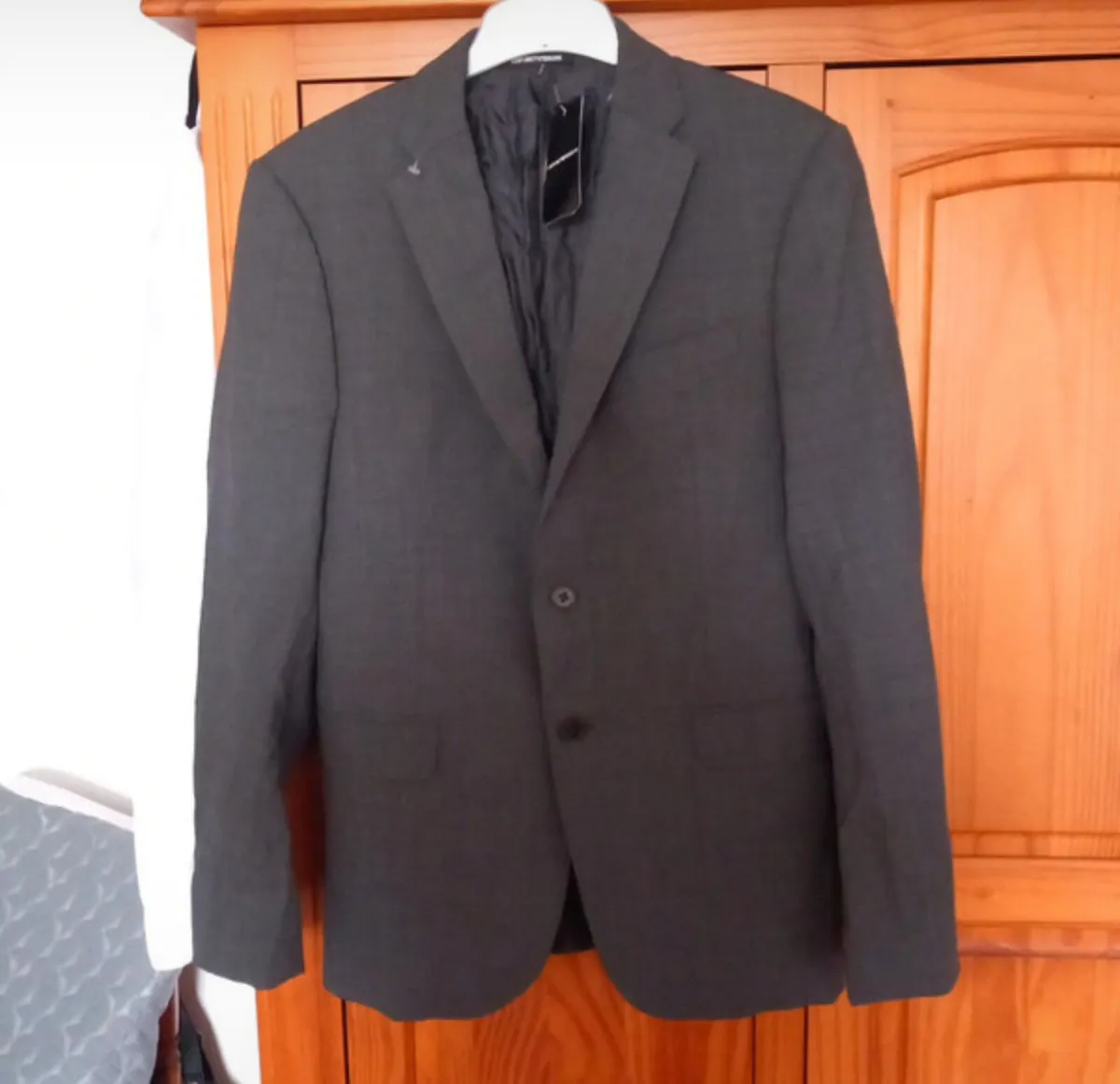 Armani Men’s Blazer - 46 R - Image 2