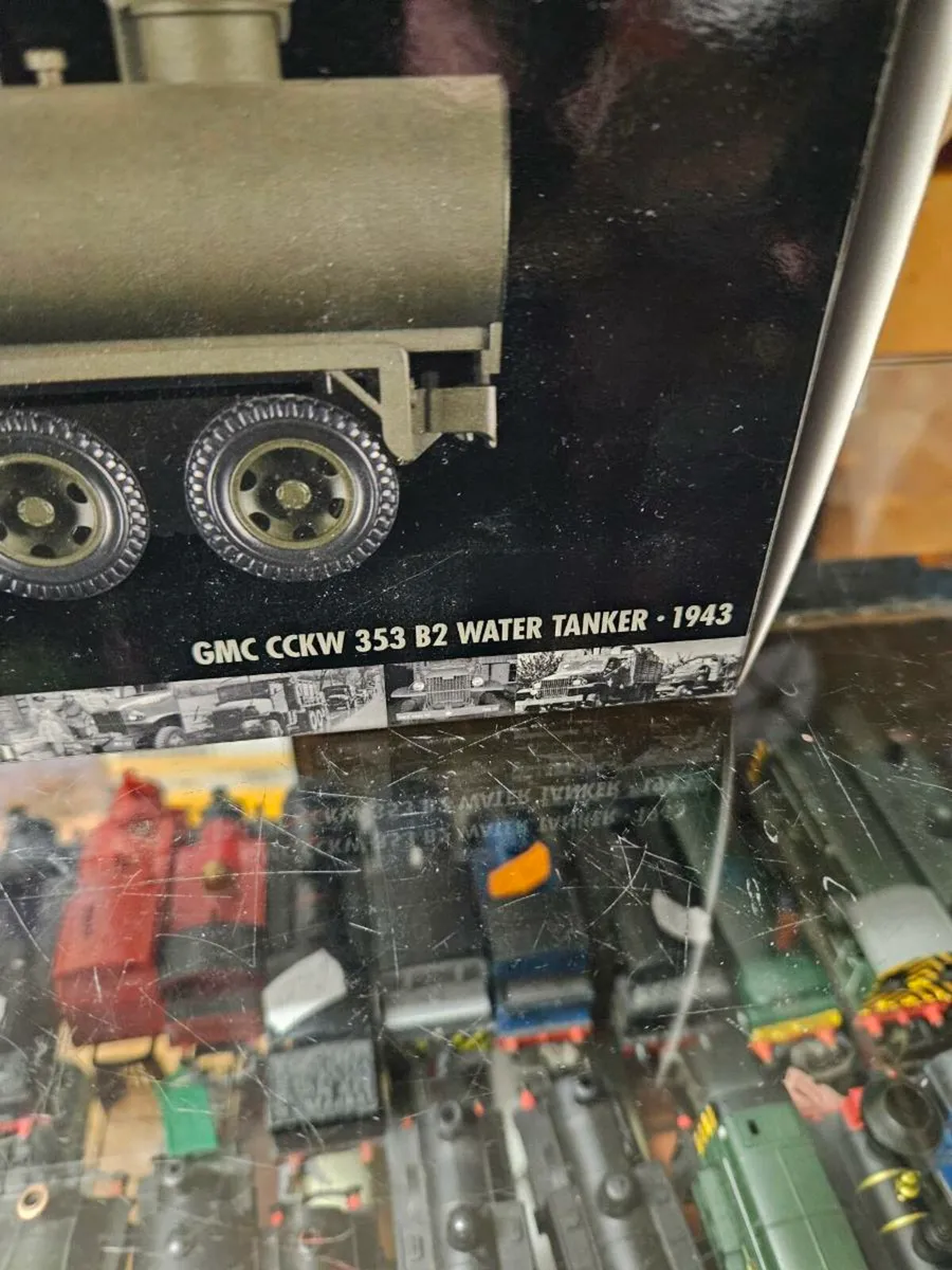 Corgi Minichamps American WW2 Truck - Image 2