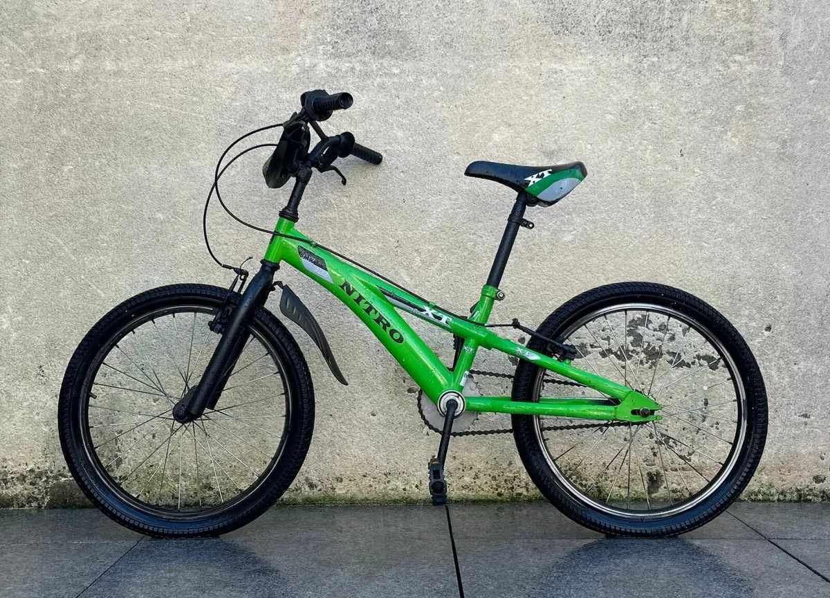 Boys bike 20" wheels - Image 2
