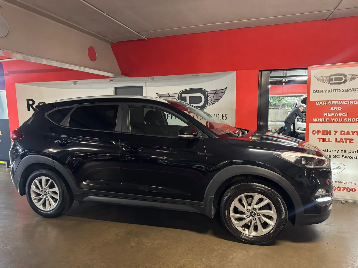 161 HYUNDAI TUCSON 1.6 PETROL HIGH SPEC - Image 3