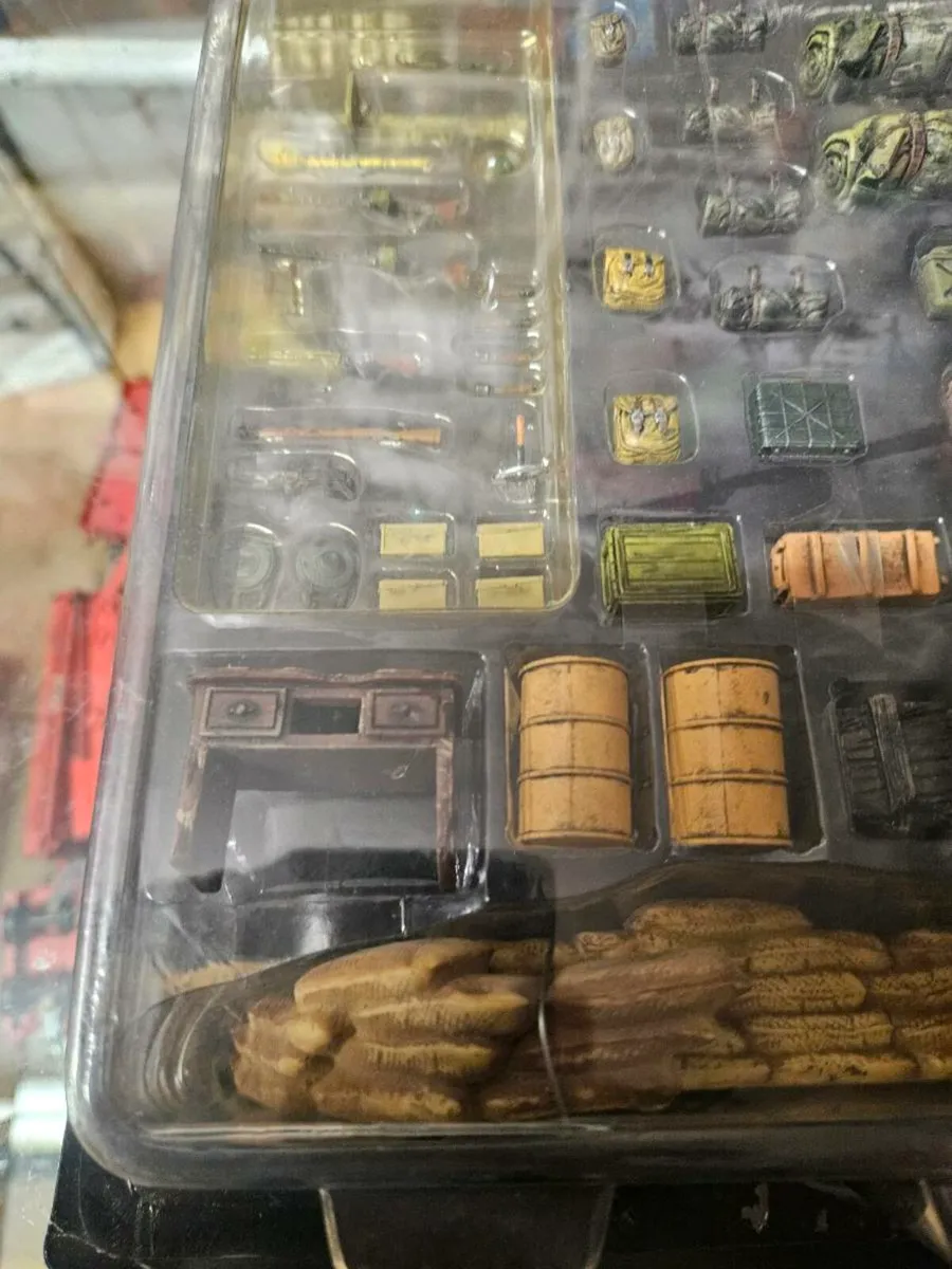 Corgi Forces of Valor Road to Berlin Pack - Image 3