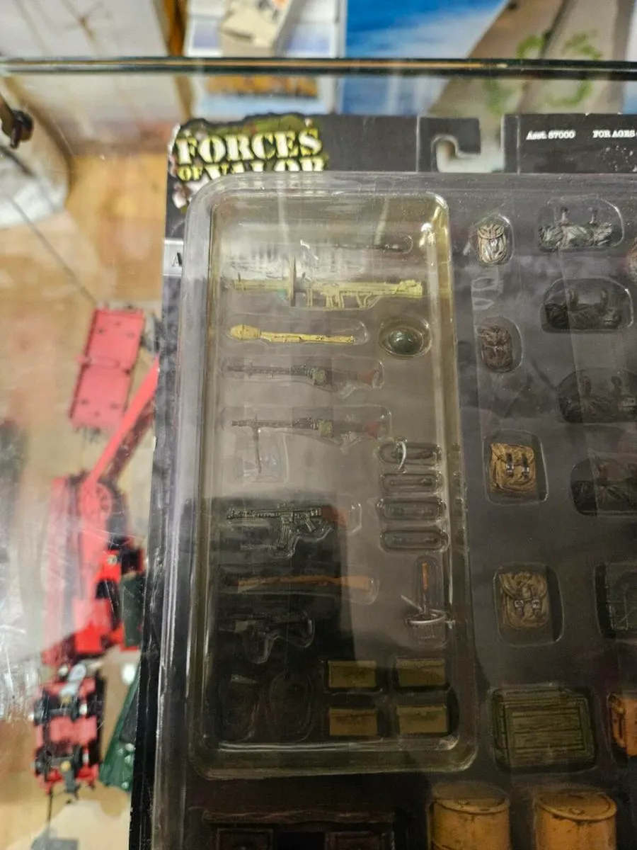 Corgi Forces of Valor Road to Berlin Pack - Image 4
