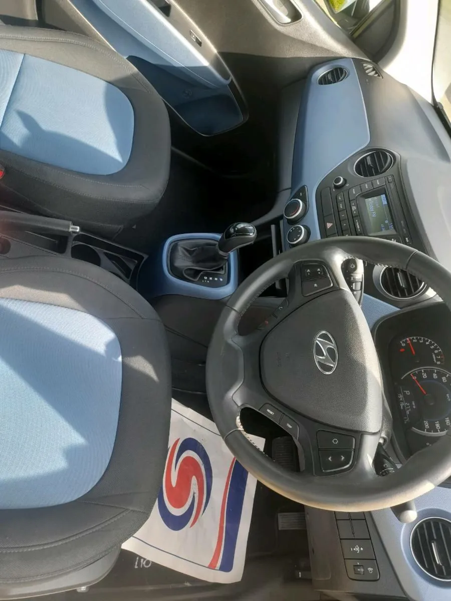 18 hyundai i10 1.0 automatic deluxe - Image 3