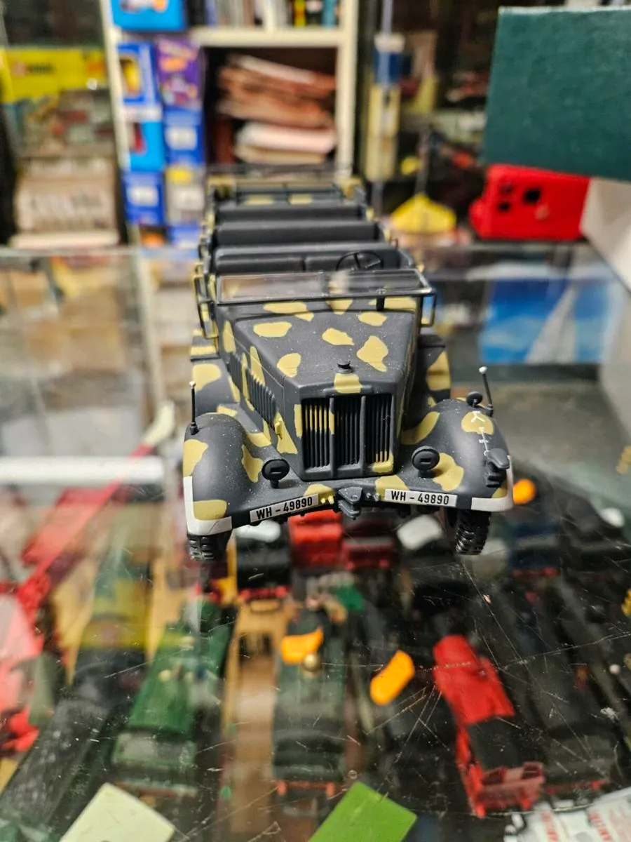 Corgi Minichamps German WW2 Halftrack - Image 2