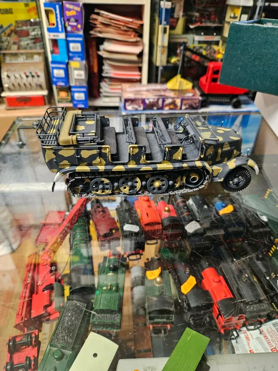 Corgi Minichamps German WW2 Halftrack - Image 3
