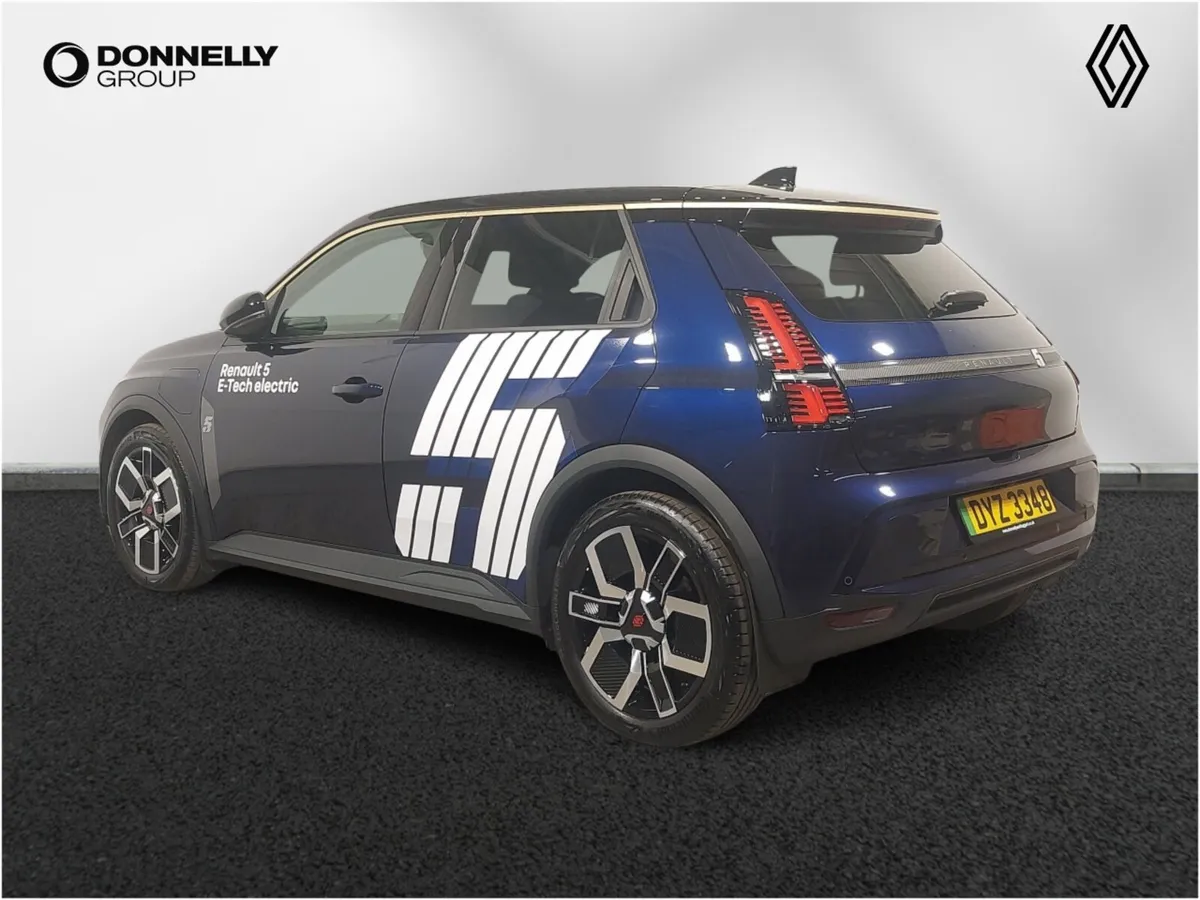 Renault 5 E-Tech Hatchback Techno - Image 2