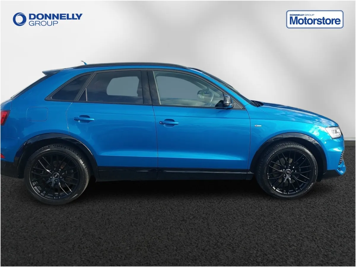 Audi Q3 Estate Special Editions Black Edition - Image 3