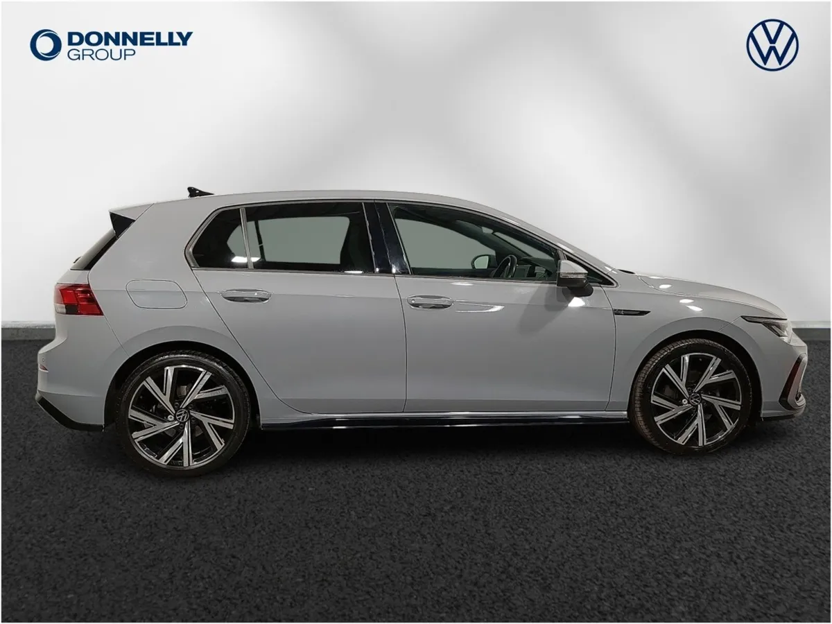 Volkswagen Golf Hatchback R-Line - Image 4