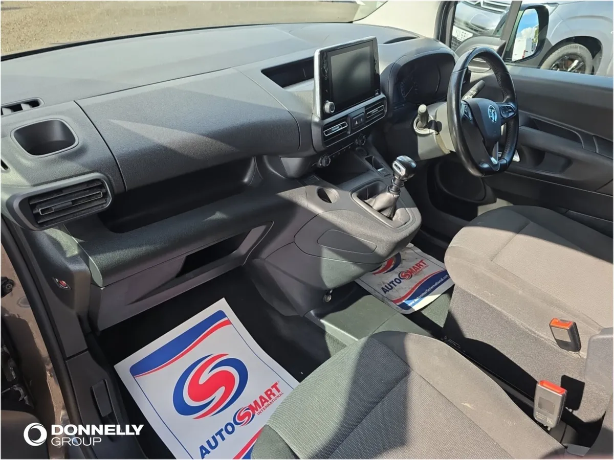 Vauxhall Combo Cargo L1 Diesel Elite - Image 4
