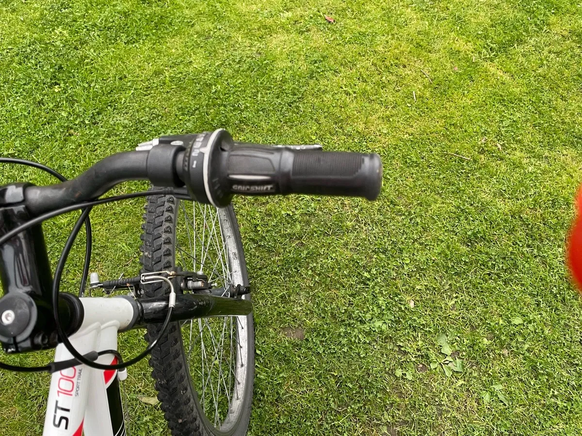 Kids bike 24 inch - Image 2
