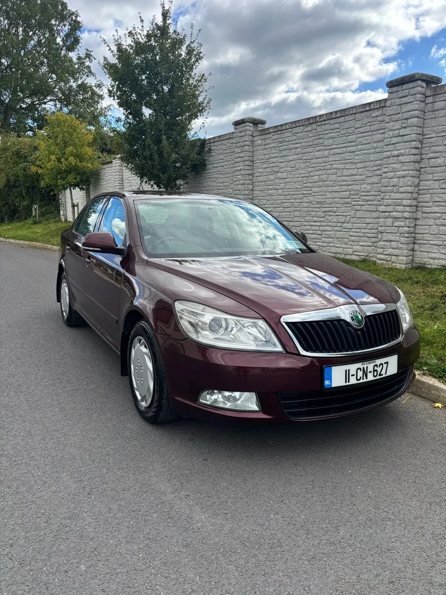 Skoda Octavia Ambition CR 1.6 Diesel - Image 1