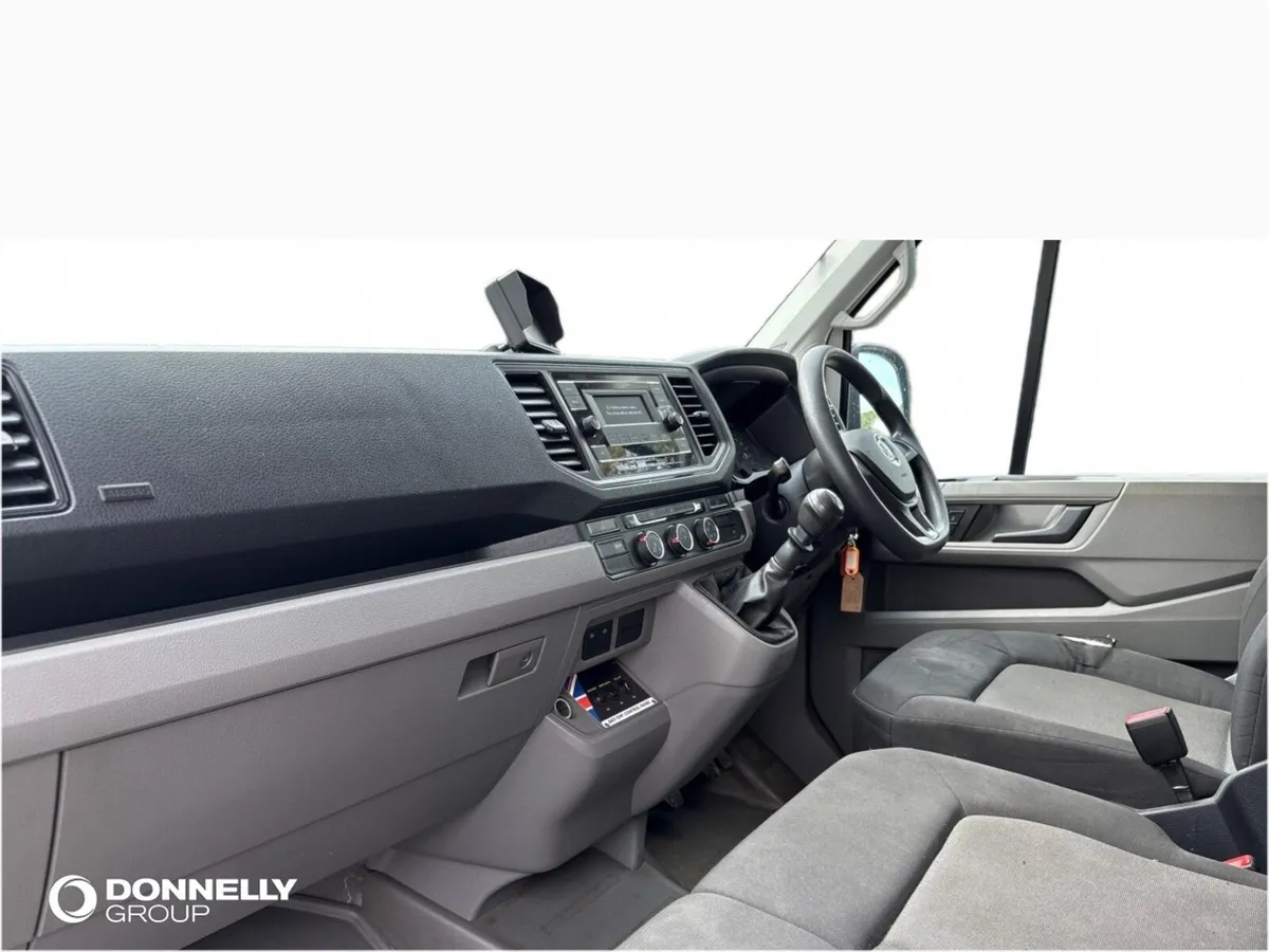 Volkswagen Crafter Cr35 Lwb Diesel Fwd Startline - Image 2