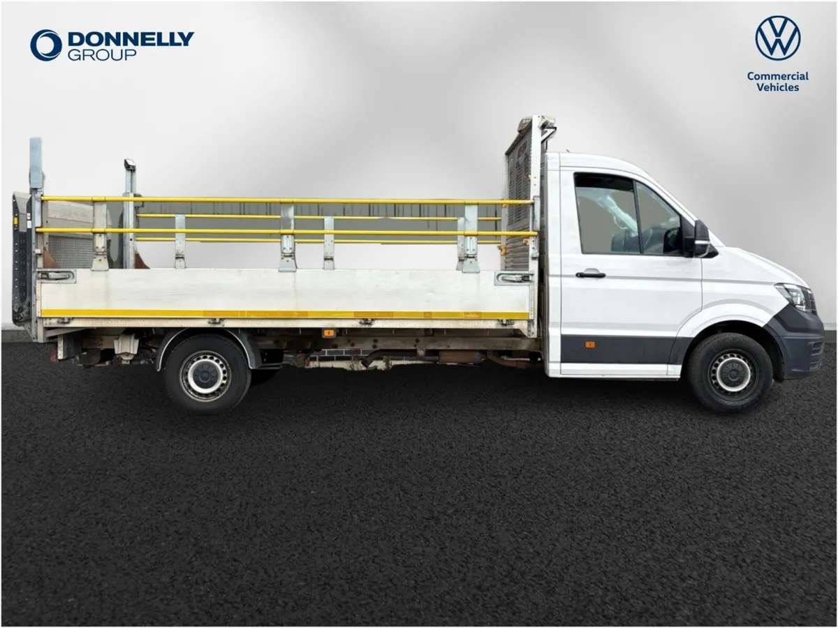 Volkswagen Crafter Cr35 Lwb Diesel Fwd Startline - Image 4
