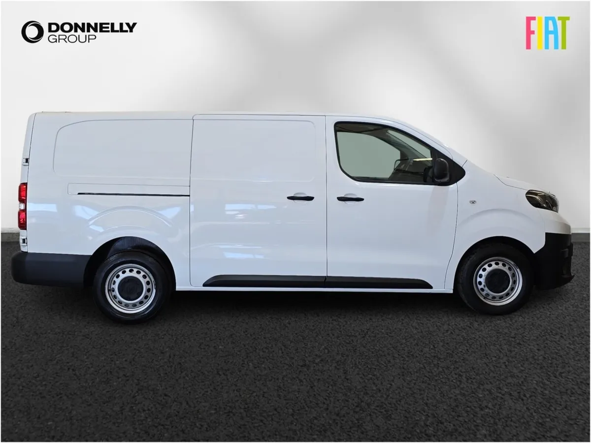 Toyota Proace Long Diesel Active - Image 3