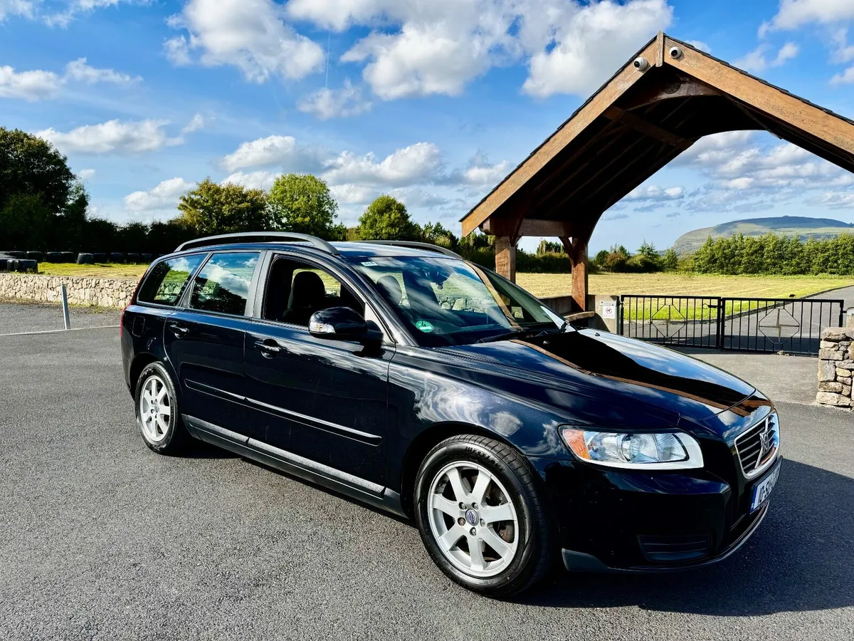 Volvo V50 2.0D 6Spd *New NCT*Special Car* 100k - Image 4