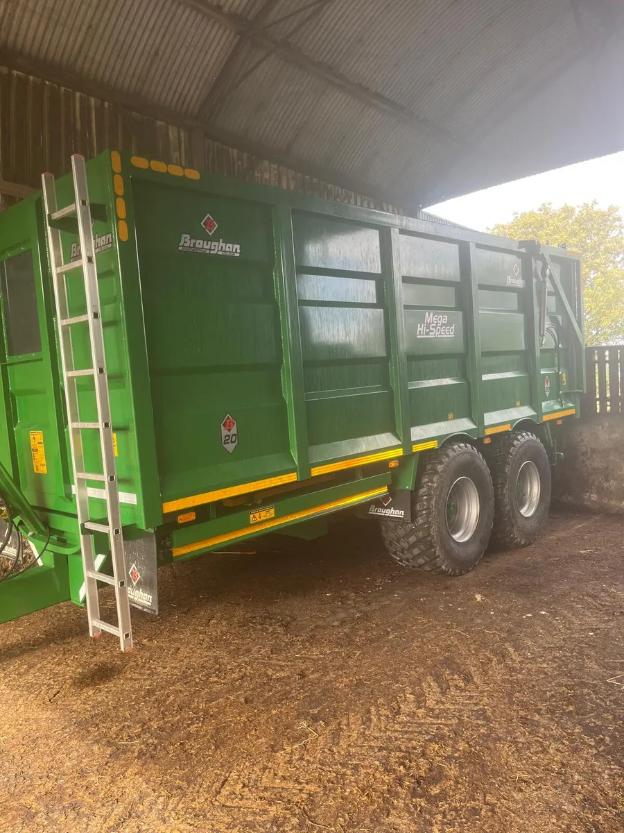 Ex Demo Broughan 20ft Grain Trailer - Image 2