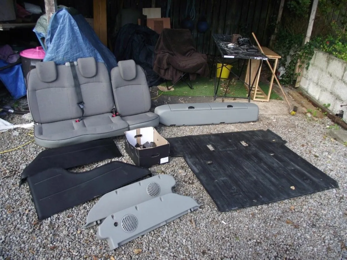 Spare parts for 2007 Renault Kangoo MPV - Image 1