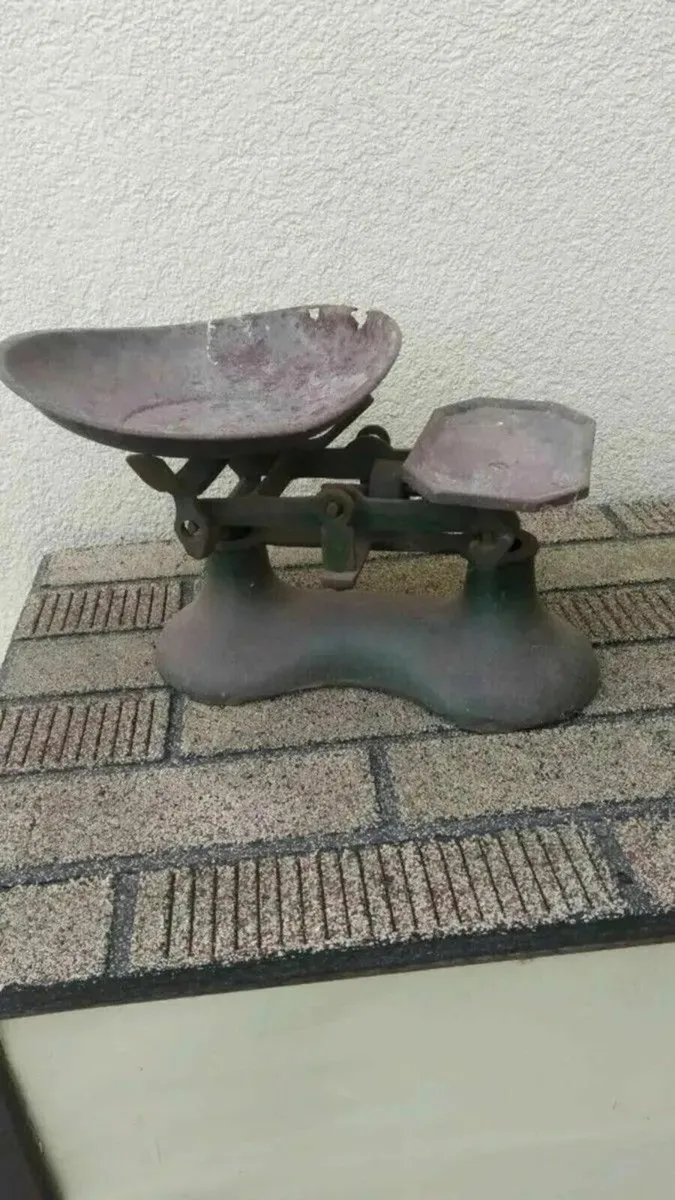 Vintage cast weighing scales