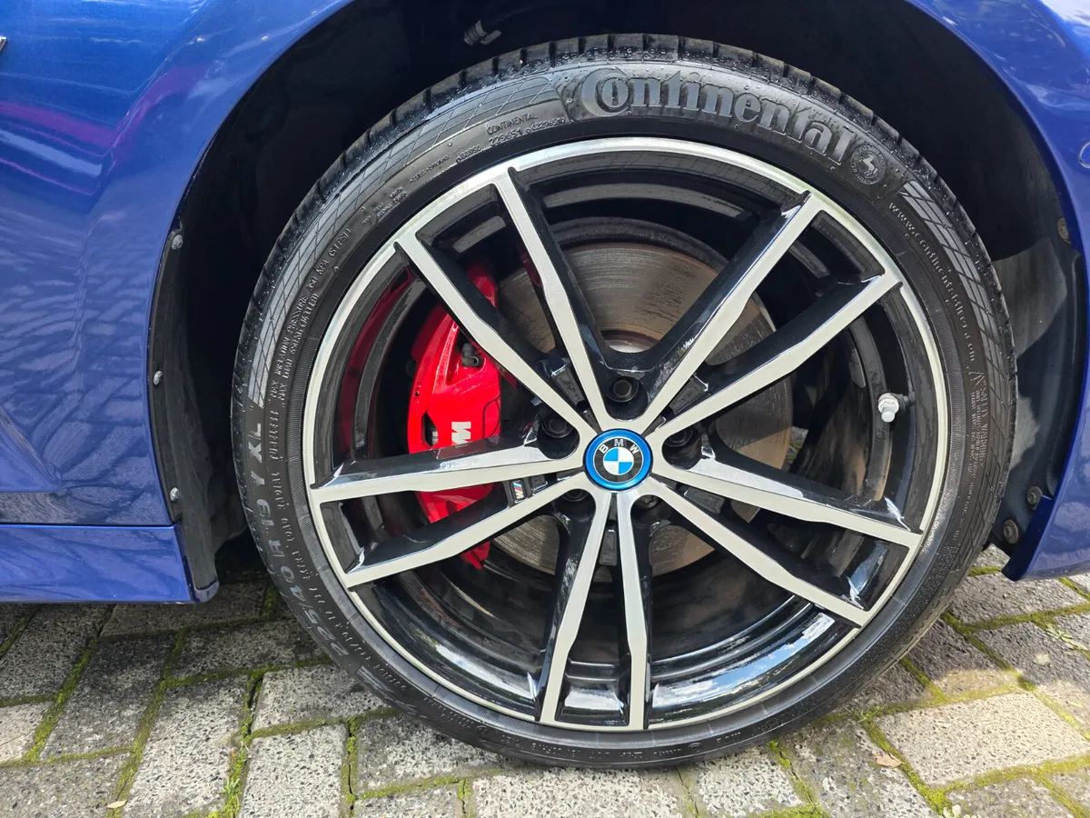 2022 BMW 330E M-SPORT AUTO. - Image 4