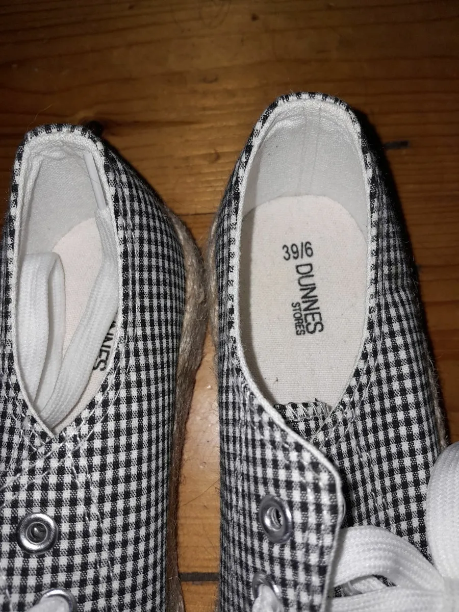 Dunnes Shoes - Image 2