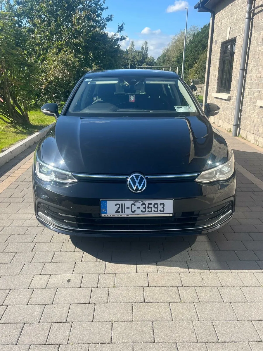 2021 Volkswagen golf 1.5 tsi style - Image 3