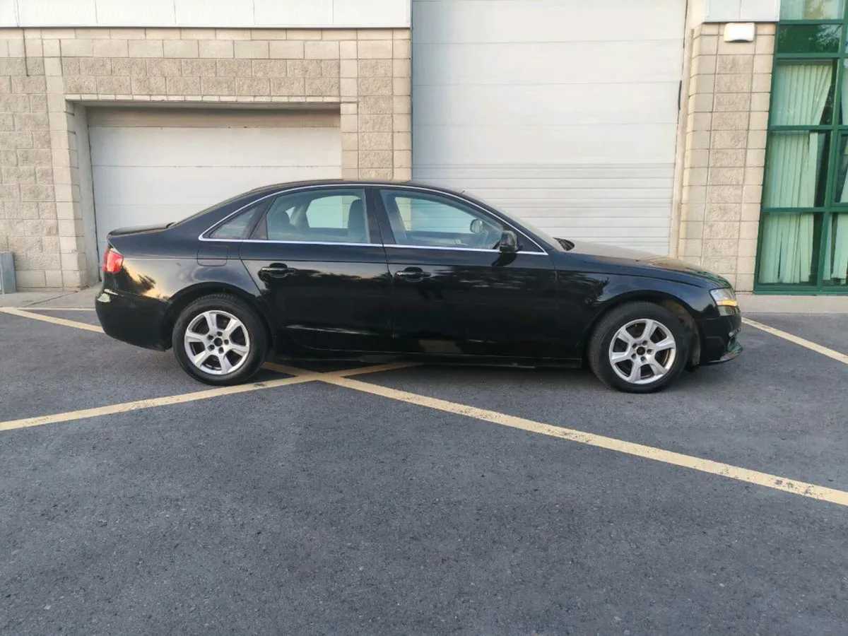 Audi A4 2.0 TDI manual -2011 - Image 2