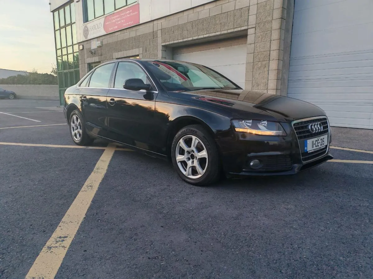 Audi A4 2.0 TDI manual -2011 - Image 1