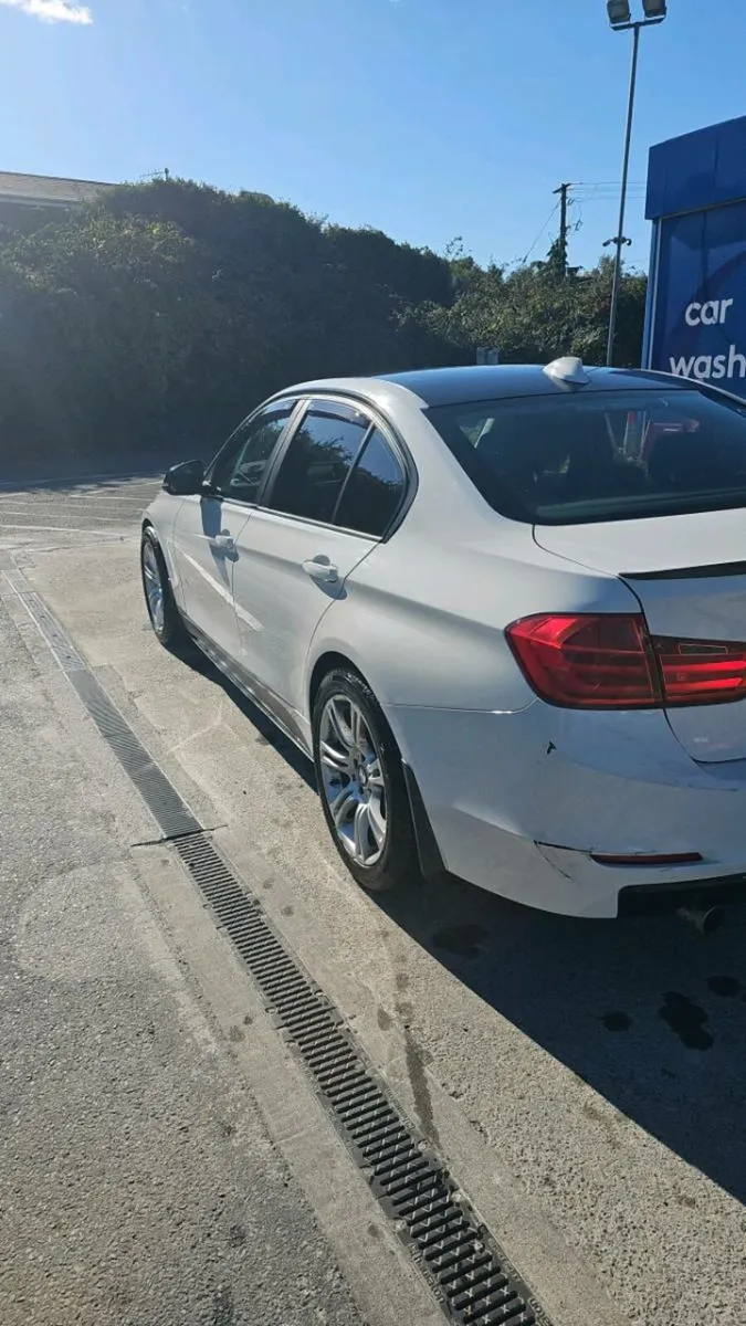 BMW 316d - Image 1